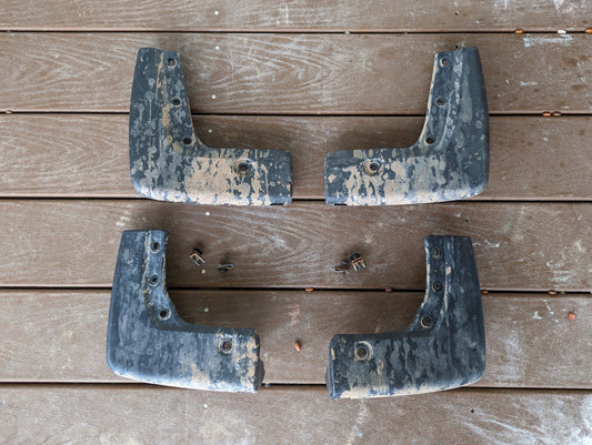 2023+ Pilot Mud Flaps