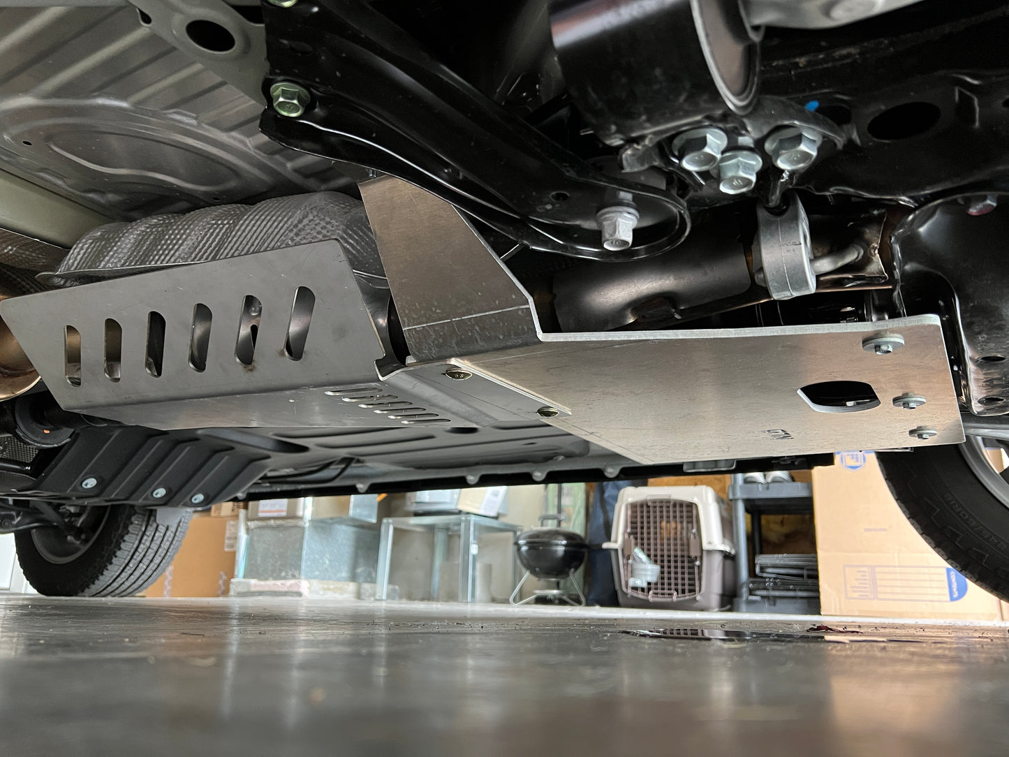 Catalytic Converter Skid Plate Kit / 2016-2022 Pilot / 2017-2025 Ridgeline / 2019-2025 Passport /